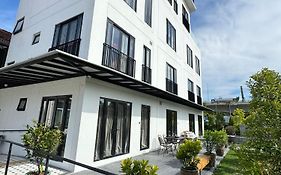545 Residences - Extended Stay Property-- Min 6 Nights